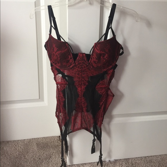 Victoria's Secret Other - Victoria's Secret Lace & Mesh bustier with garters